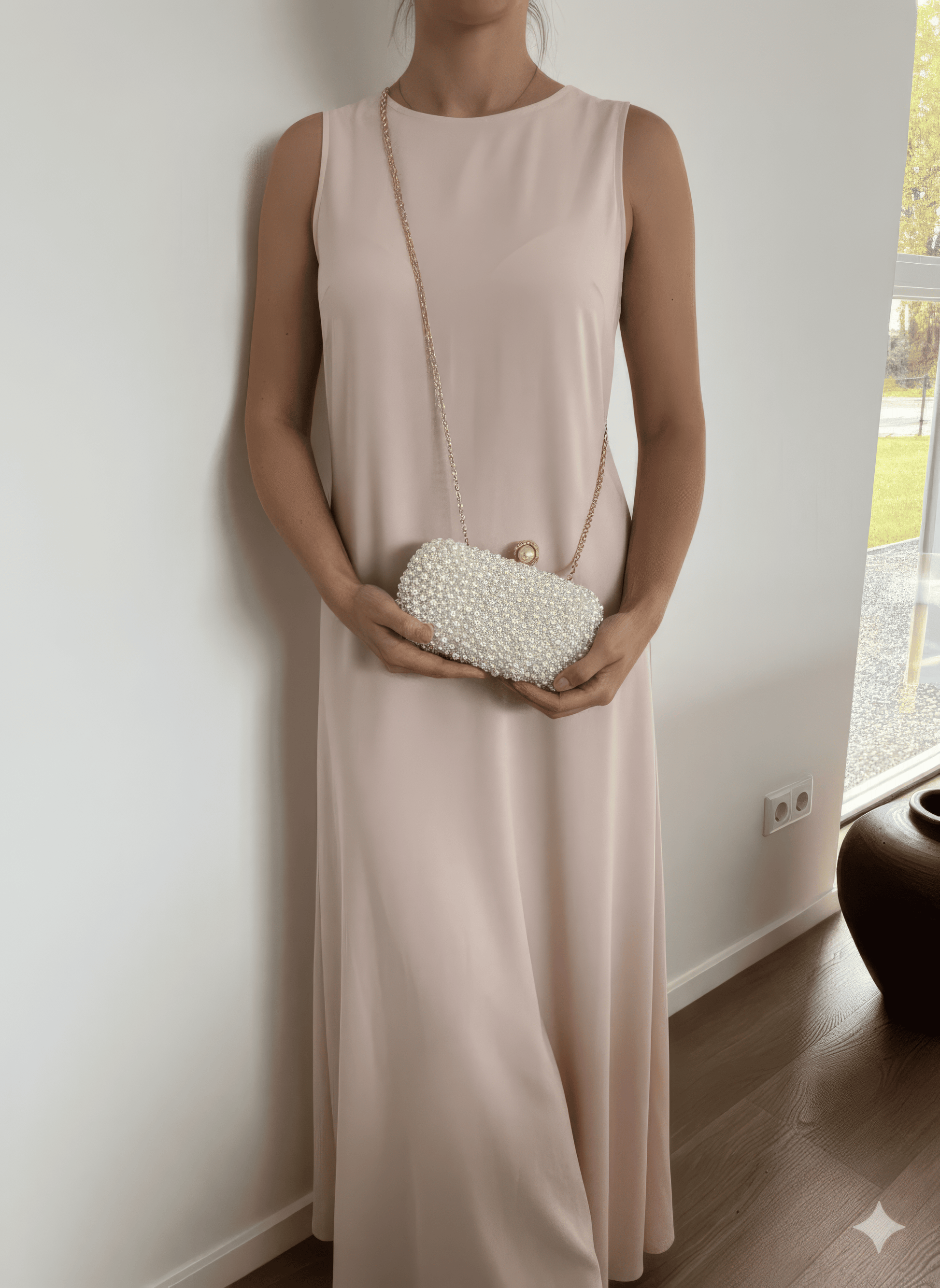 Corinna Pearl Clutch Bag